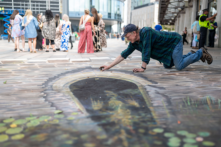THE HIDDEN MEANING BEHIND THE MYSTERIOUS ARTWORK IN CARDIFF CENTRAL